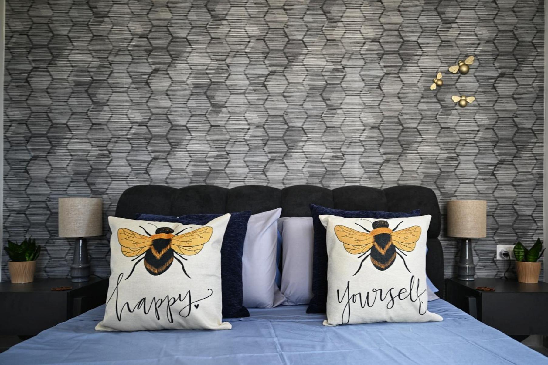 The Hive, Your Secret Sanctuary Appartement